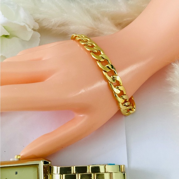 2pcs Gold color Watch This Fashionable Watch Designed Man are Women - Picture 3 of 8